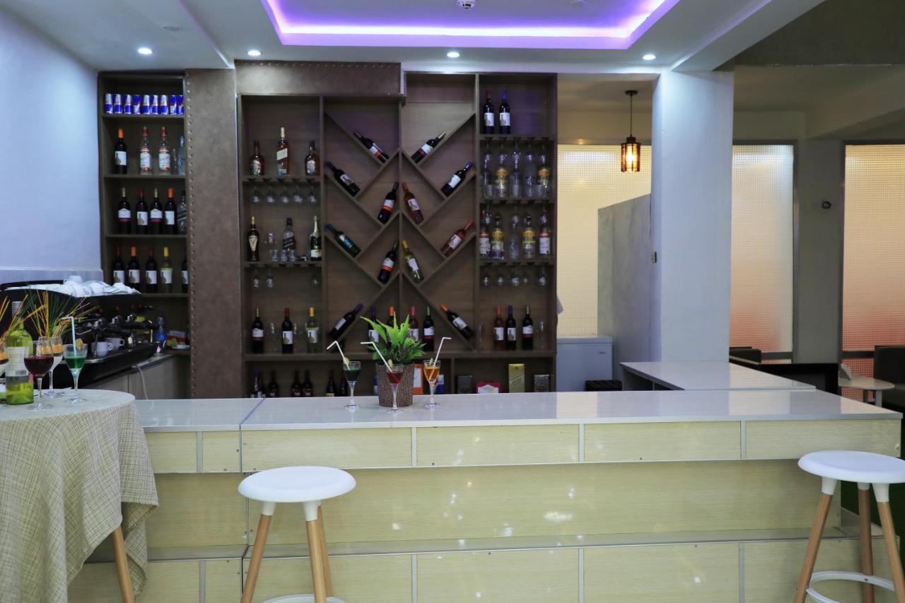 Riverland Hotel Bahir Dar Exterior photo