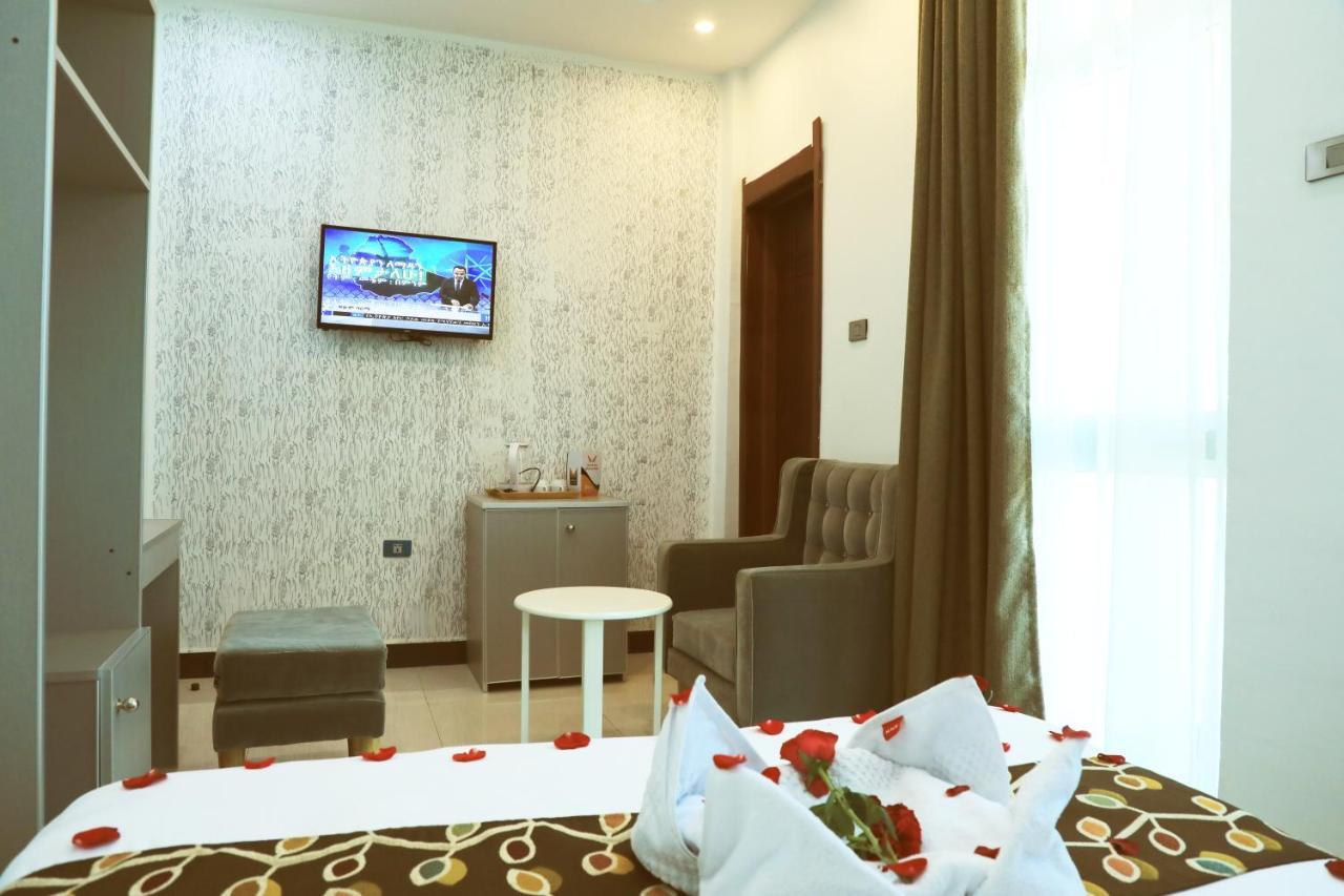 Riverland Hotel Bahir Dar Exterior photo